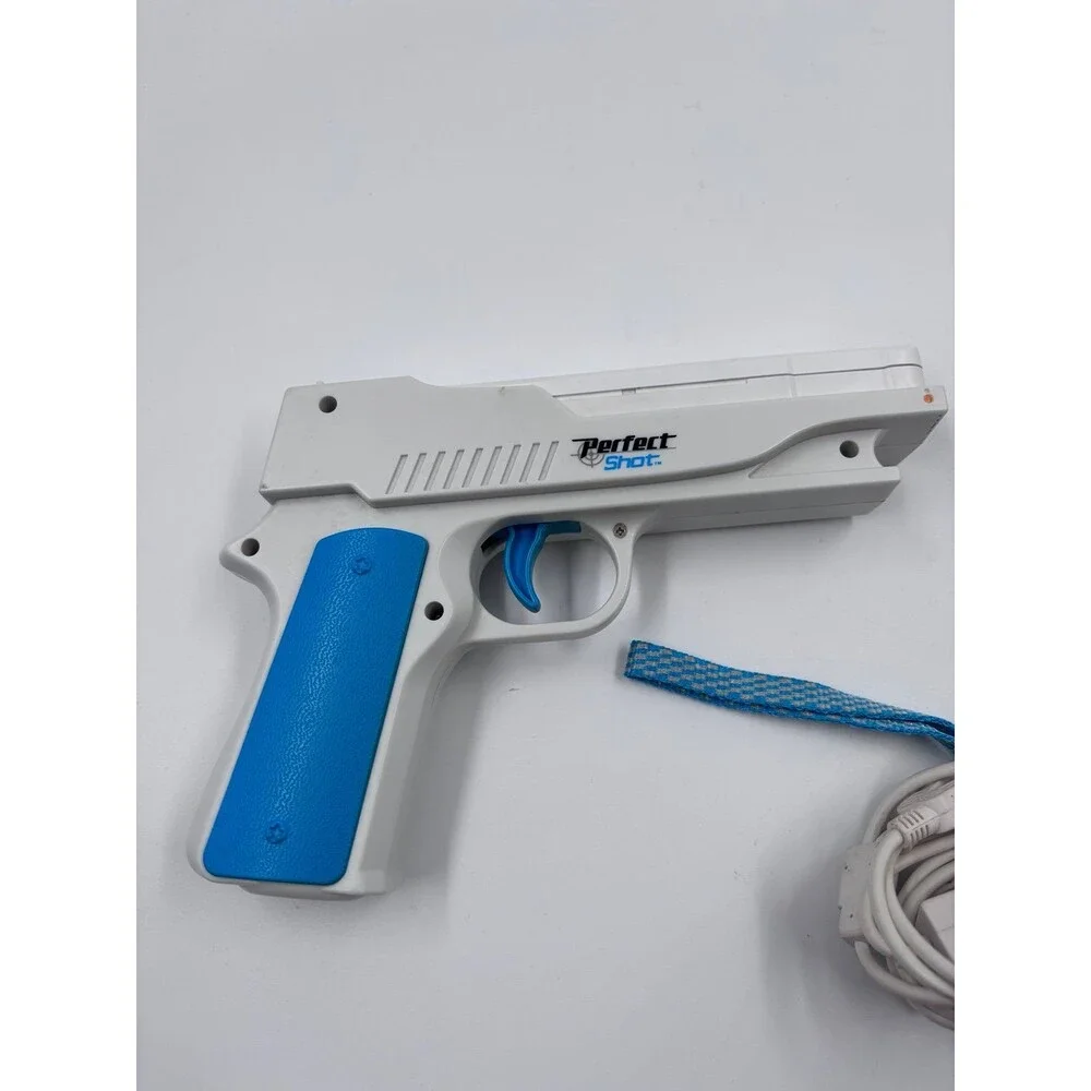 Nyko Perfect Shot Blaster Attachment with Nintendo Wii Remote Tested No Battery